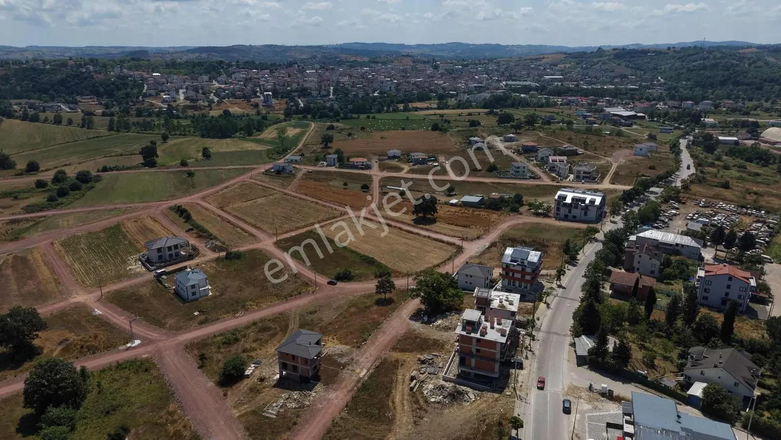 Kandıra Orhan Mahallesi'nde 3 Kat İmarlı 305 M² Arsa - Görsel 3
