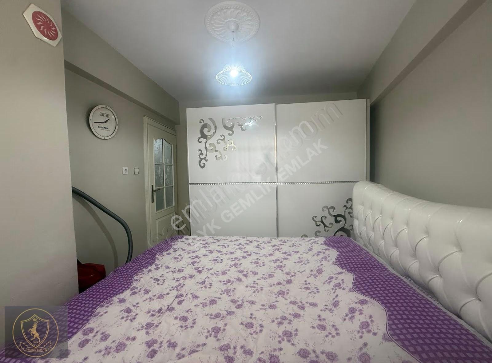 Gemlik Merkezde Eşyalı 3+1 Daire - Sahile Yakın - Görsel 12
