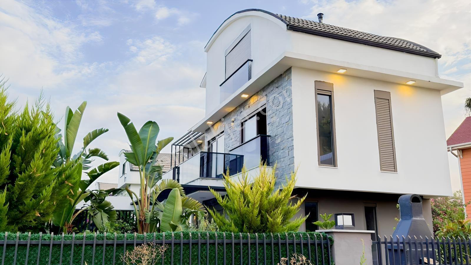 Kiralık Lüks 4+1 Özel Havuzlu Villa - L U N A- - Görsel 13