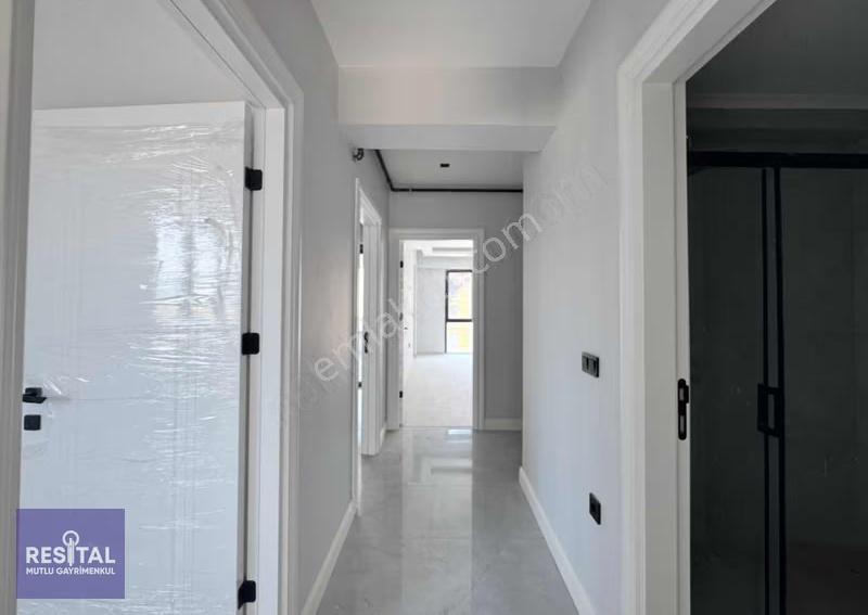 Rs Mutlu Kızılcıklı Da Satılık 2+1 Havuzlu Site İçi Sıfır Daire