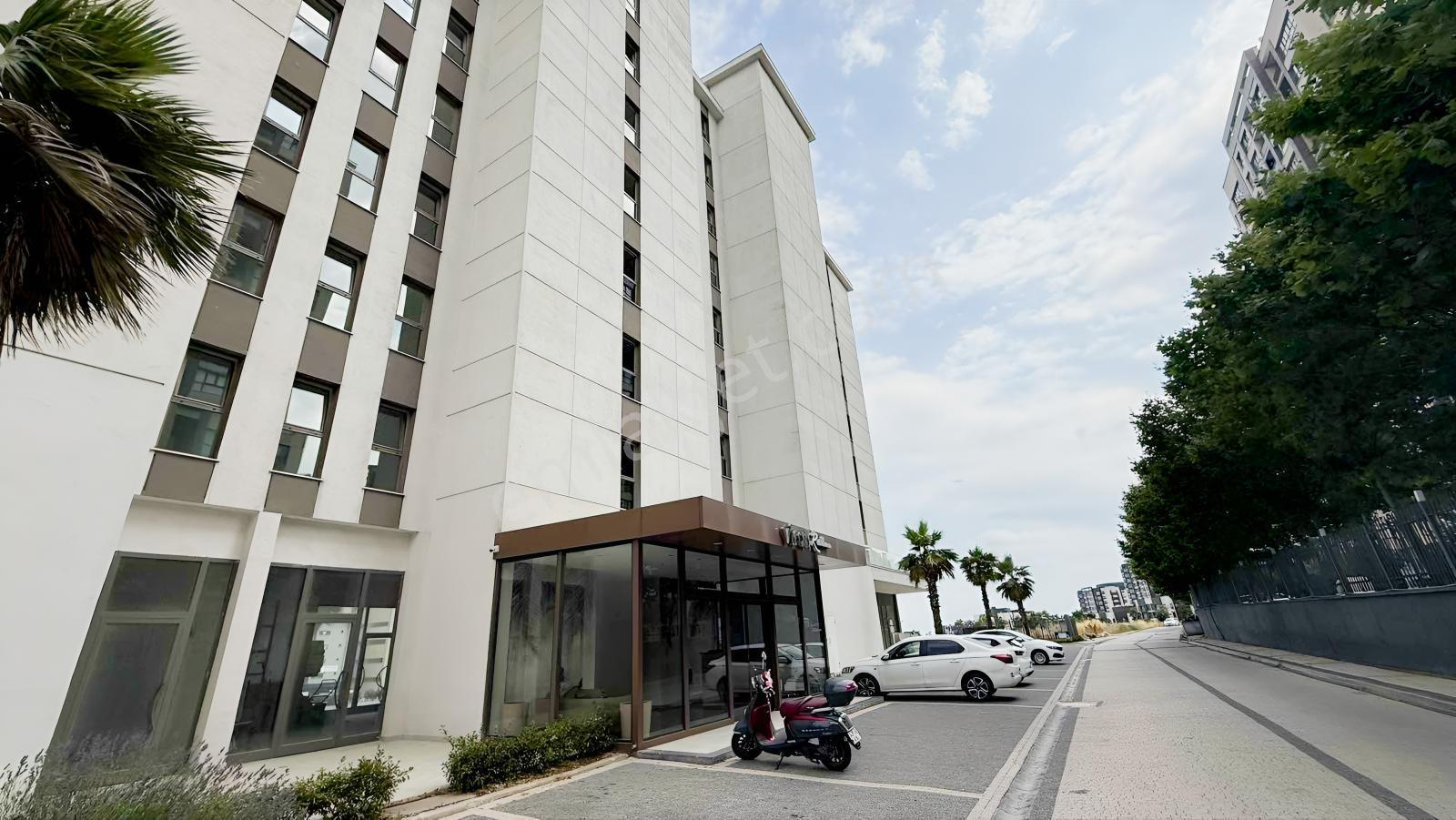 Remax Hedef'ten Vira İstanbul Rezidans'ta Kiralık 1+1 Daire