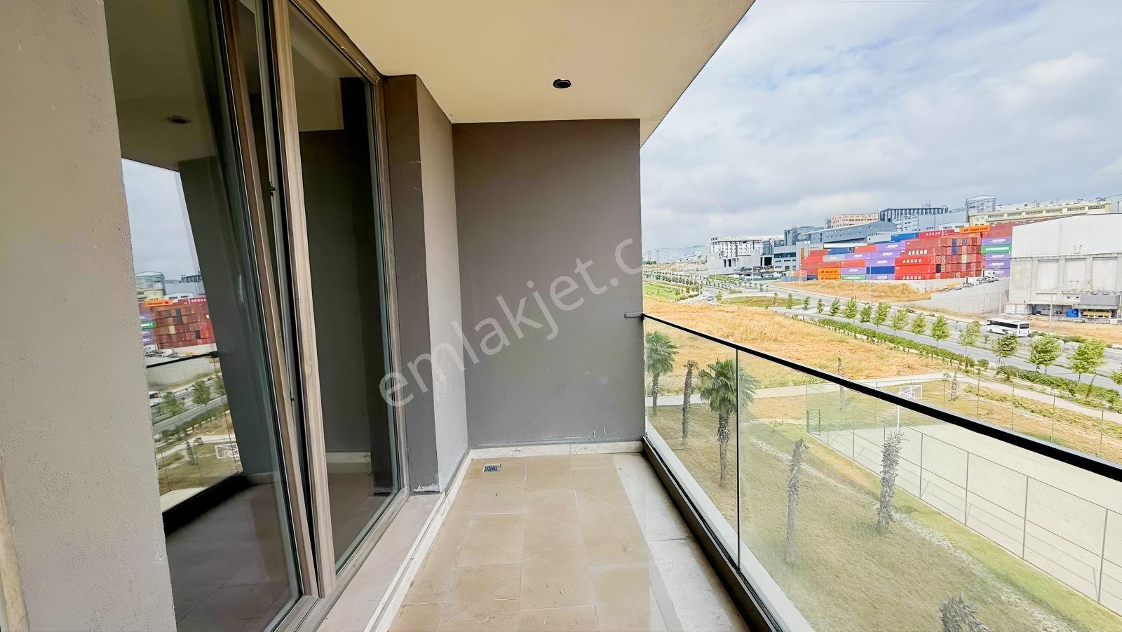 Remax Hedef'ten Vira İstanbul Rezidans'ta Kiralık 1+1 Daire - Görsel 24