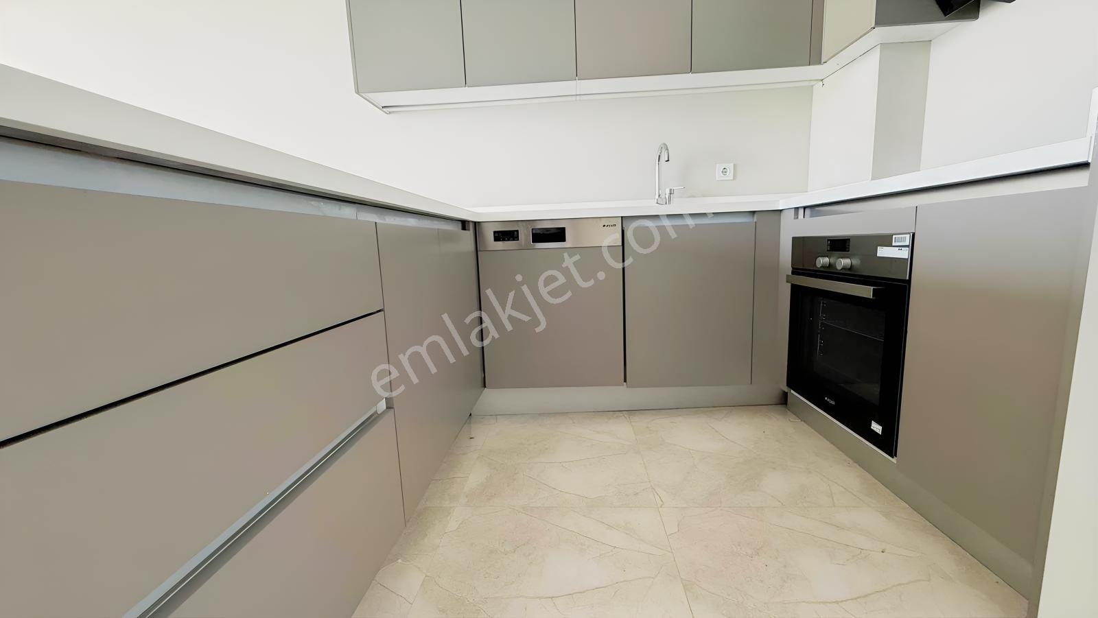 Remax Hedef'ten Vira İstanbul Rezidans'ta Kiralık 1+1 Daire - Görsel 20