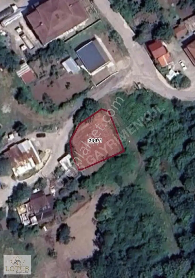 Kartepe Arslanbey Mah. 420m2 %20 İmarlı Satılık Köşe Parsel
