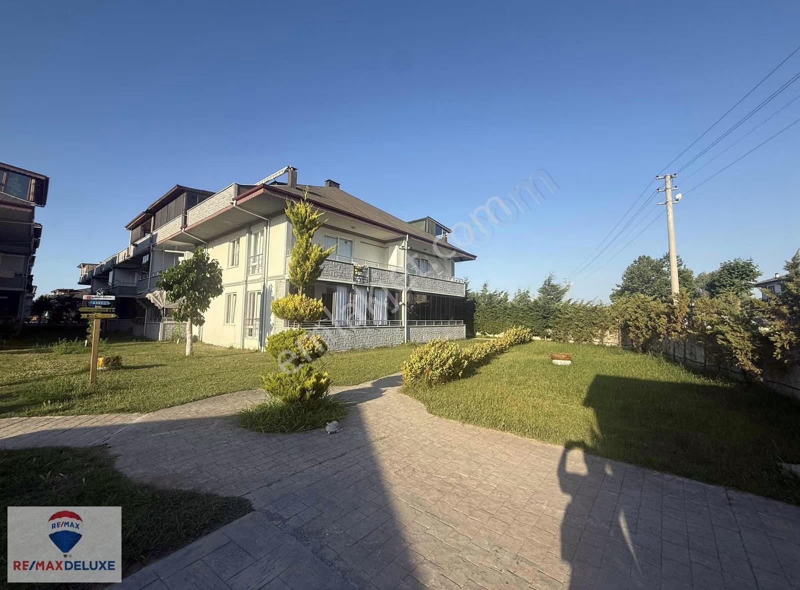 Sakarya/karasu Aziziye Mah Göl Evler Sitesi 1+1 Eşyalı Satılık - Görsel 9