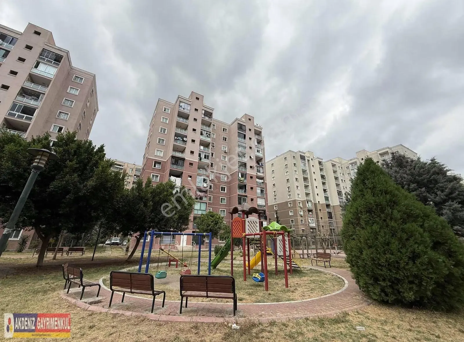 Toki'de Park Manzaralı 3 Cepheli Satılık 2+1 Cazip Fiyata Daire - Görsel 4