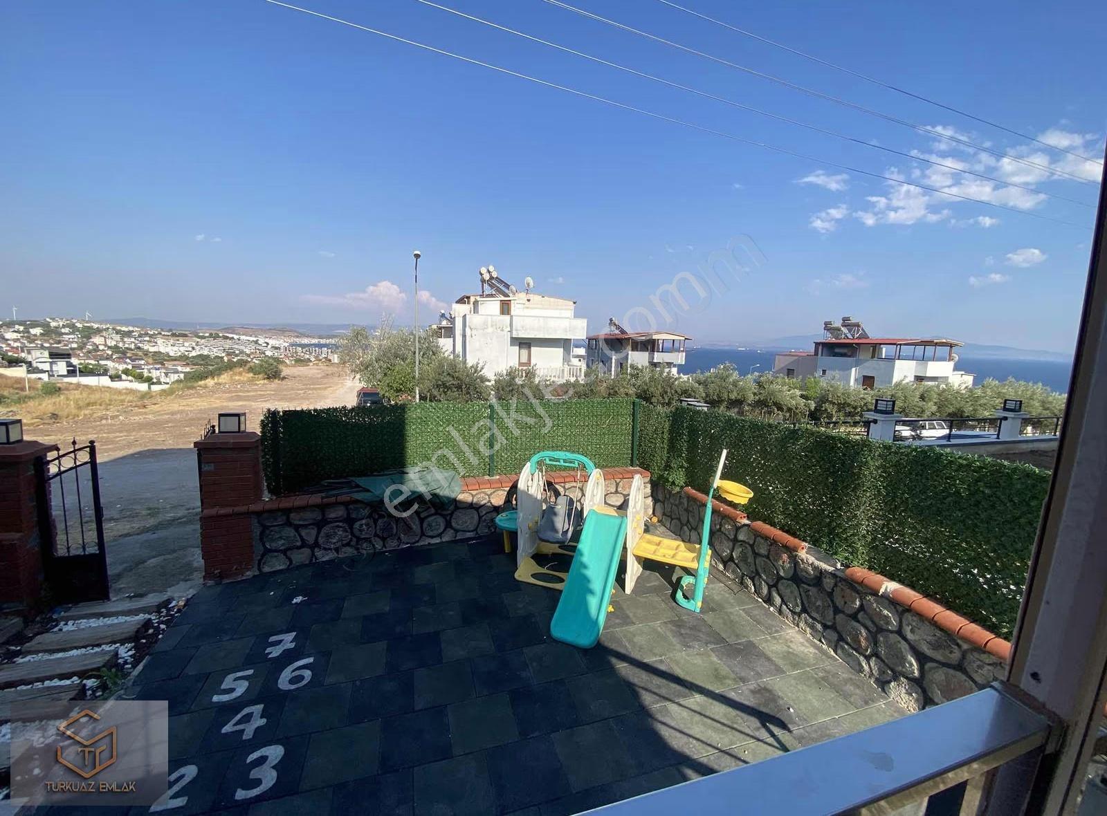 Dikili Çandarlı'da Havuzlu Tripleks 4+1 Full Eşyalı Yazlık - Görsel 28