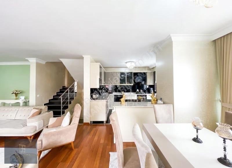 Kocavilayet'te Masrafsız 4+1 Lüks Villa, Site İçinde - Görsel 11