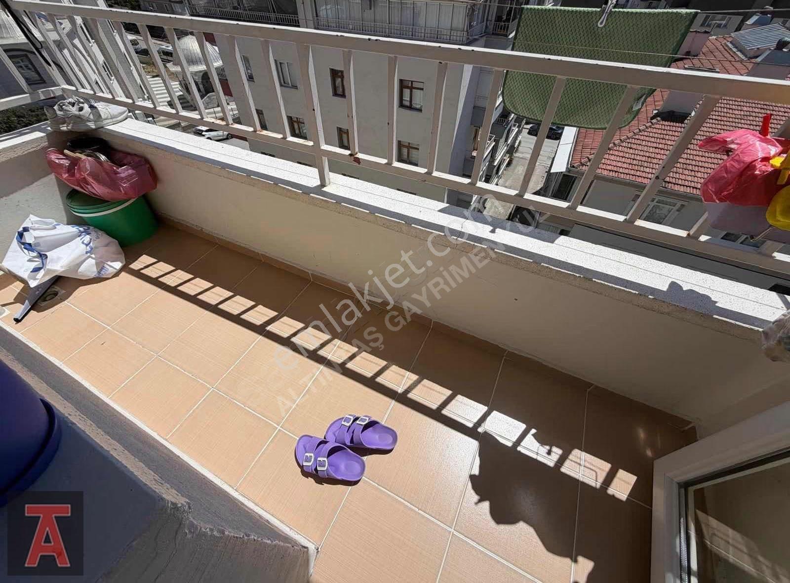 Topçu Mahallesi Panoramik Manzaralı Masrafsız Katta 3+1 - Görsel 15