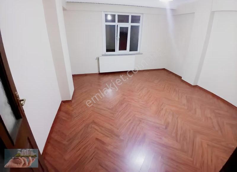 Bağcılar Güneşli Mahallesinde 2+1 120 M2 1.kat Kiralık Daire! - Görsel 10