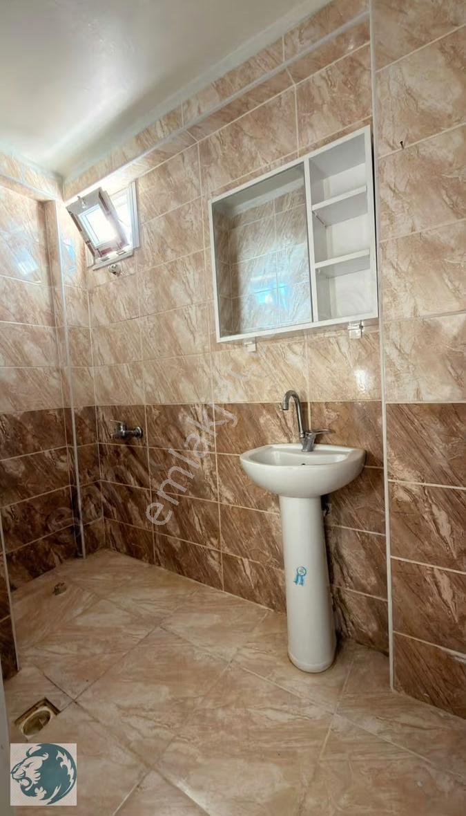 Kiralık 2+1 Asansörlü Balkonlu Ara Kat Daire - Görsel 5