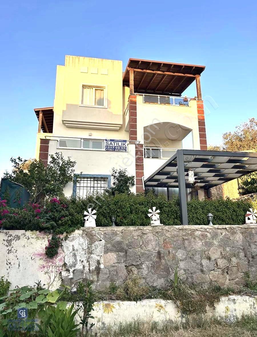 Bodrum Turgutreis 3+1 Deniz Manzaralı Bahçe Kullanımlı Ortakat