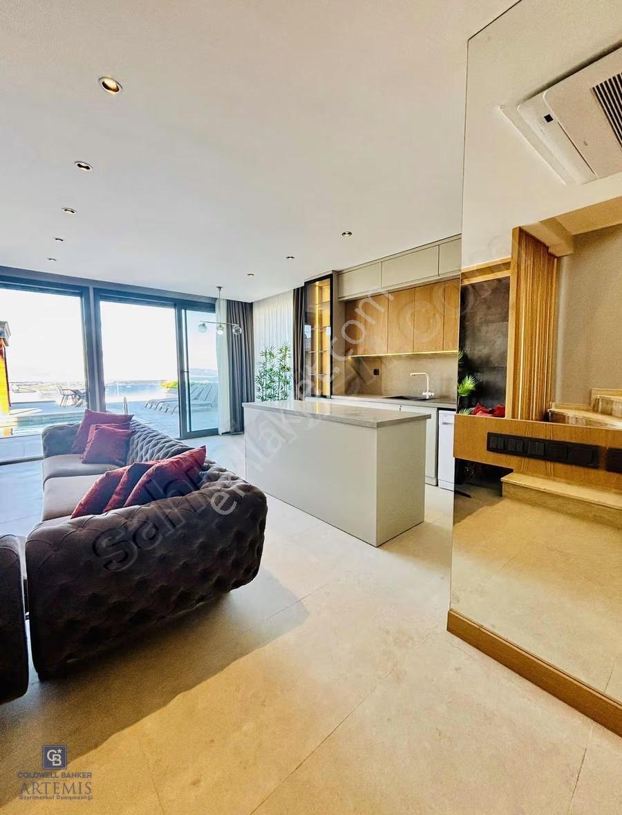 Bodrum Bağla'da Deniz Manzaralı, Misafir Evli, Kış Bahçeli Villa - Görsel 23