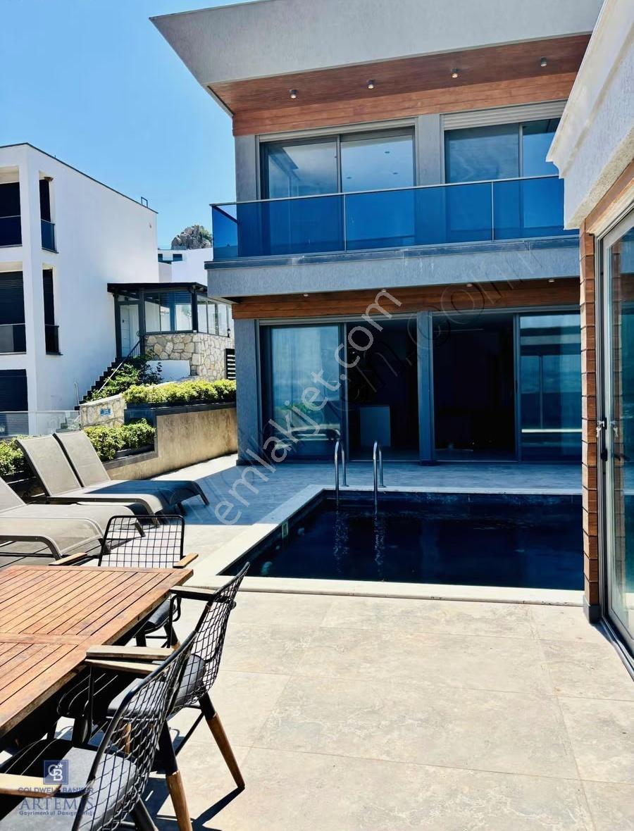 Bodrum Bağla'da Deniz Manzaralı, Misafir Evli, Kış Bahçeli Villa - Görsel 19