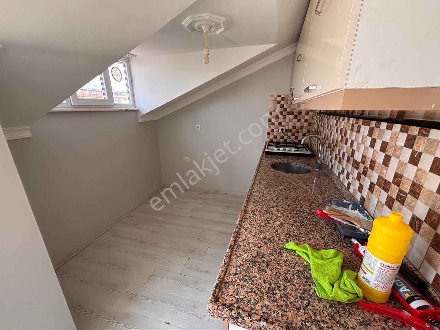 İnönü Mahallesi Çınar Yolunda Yeni Binada Kiralık 1+1 - Görsel 13