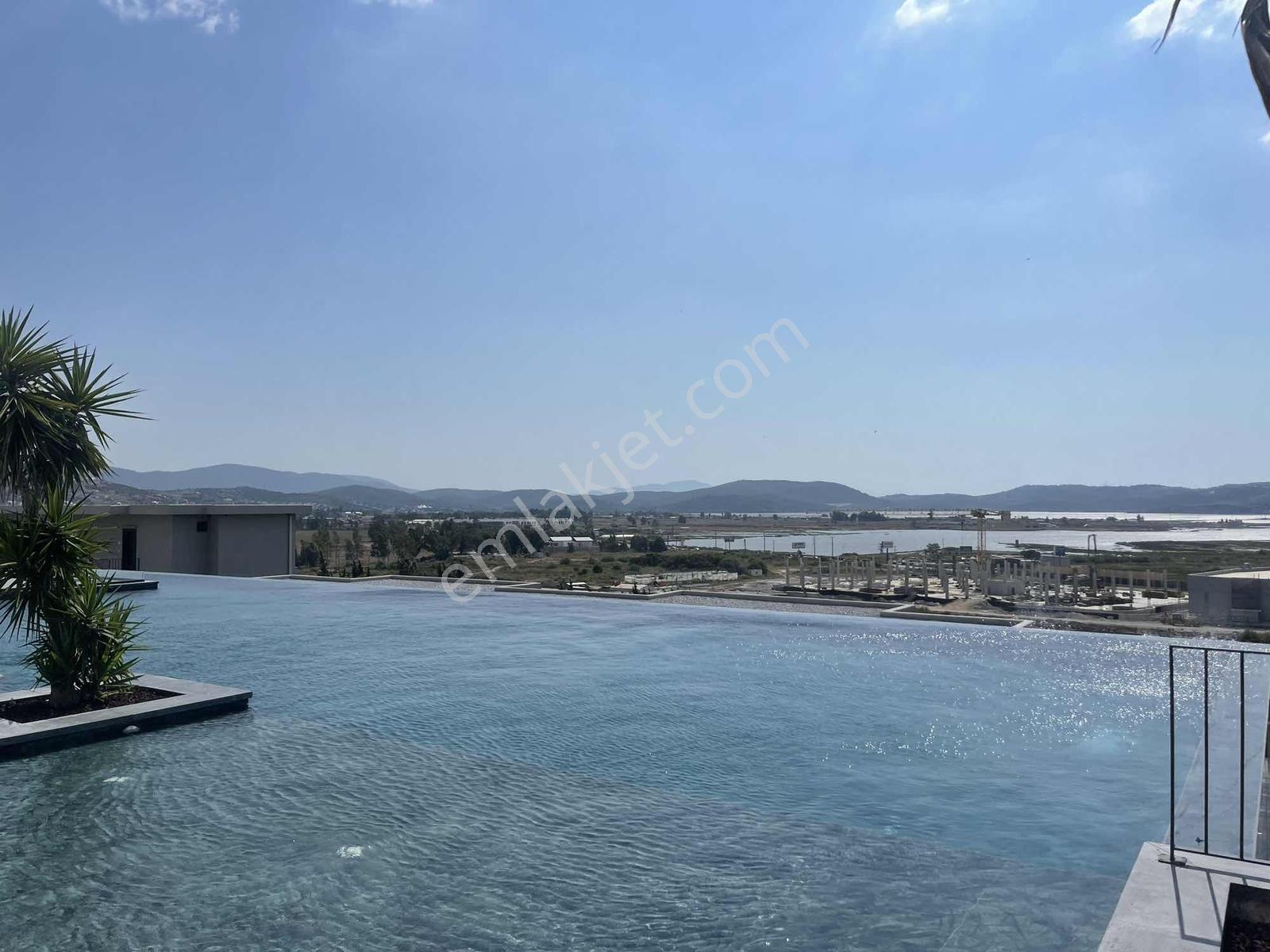 Dörttepe Havuzlu Site İçinde Satılık Eşyalı 2+1 Fırsat Daire - Görsel 10