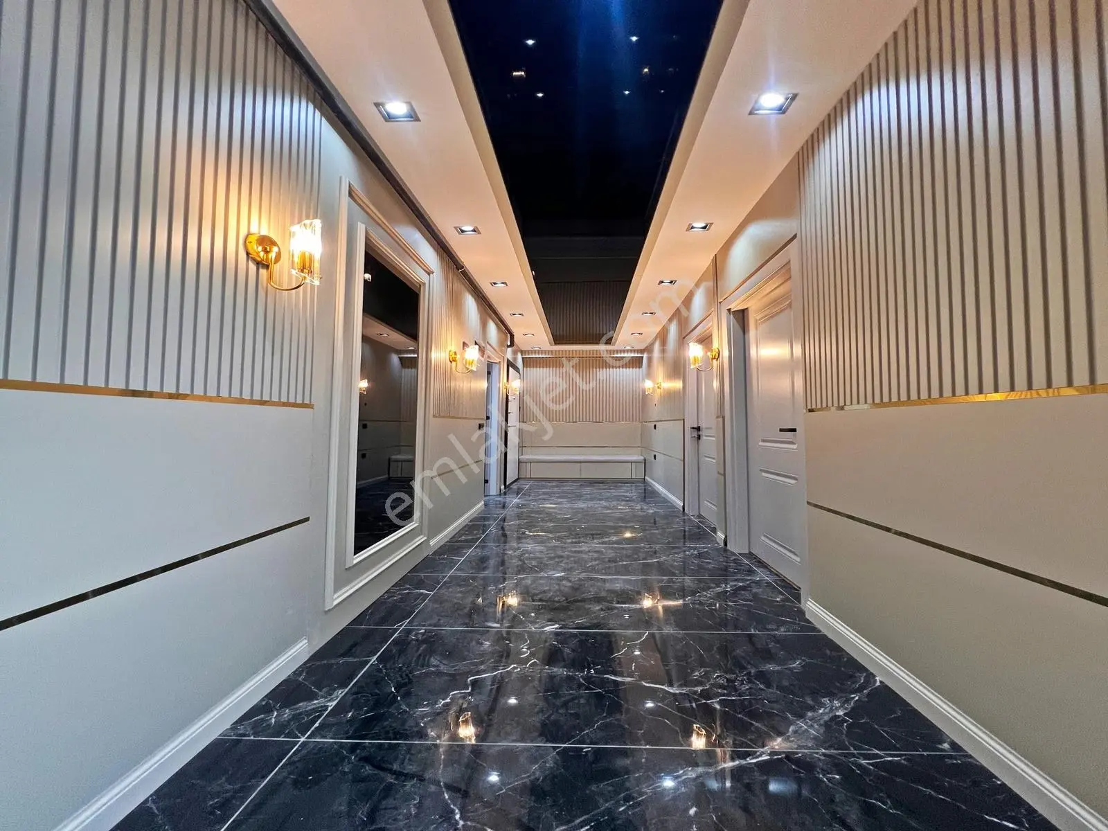 Metrobüse Yakın, Sıfır Projede Lüks Satılık Daire - Görsel 5