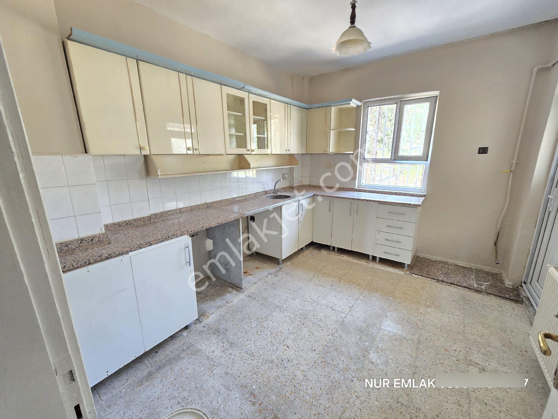 Eski Osm Hastanesi Arkası Gül Muhammed Cami Yanı 3+1 Kiralık Daire - Görsel 8