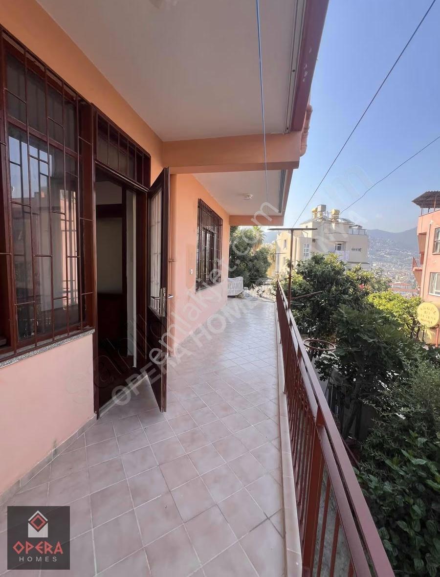 Alanya Kale Bölgesinde Kiralık 3+1 Ayrı Mutfak Daire - Görsel 25