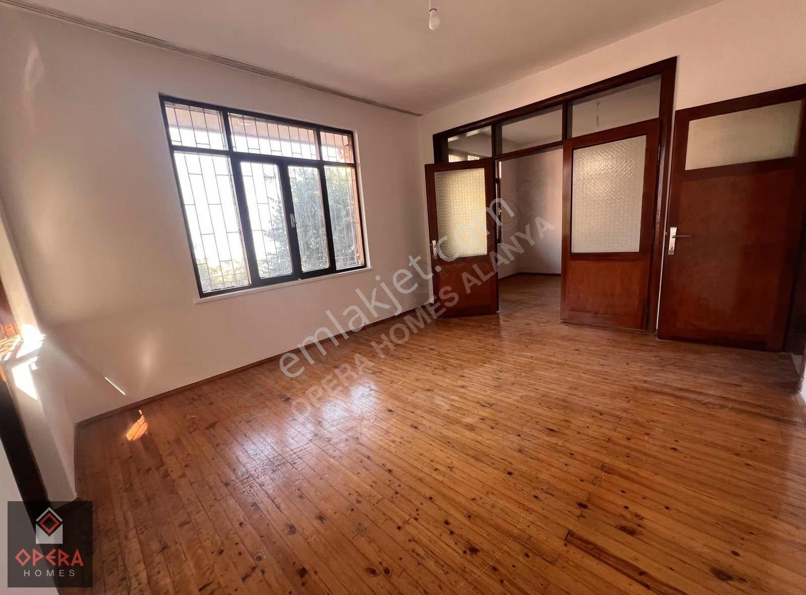 Alanya Kale Bölgesinde Kiralık 3+1 Ayrı Mutfak Daire - Görsel 22