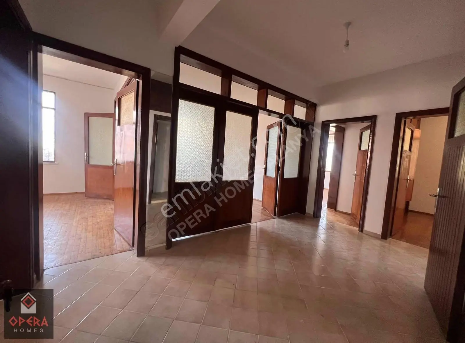 Alanya Kale Bölgesinde Kiralık 3+1 Ayrı Mutfak Daire - Görsel 4