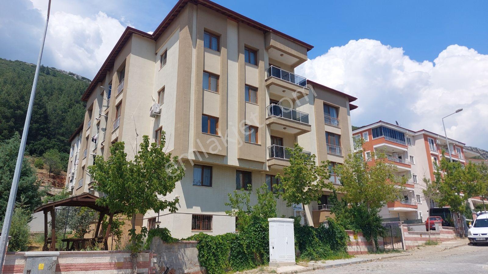 Menteşe Karamehmet Te Merkezi Konumda 3+1 Satılık Daire !!!