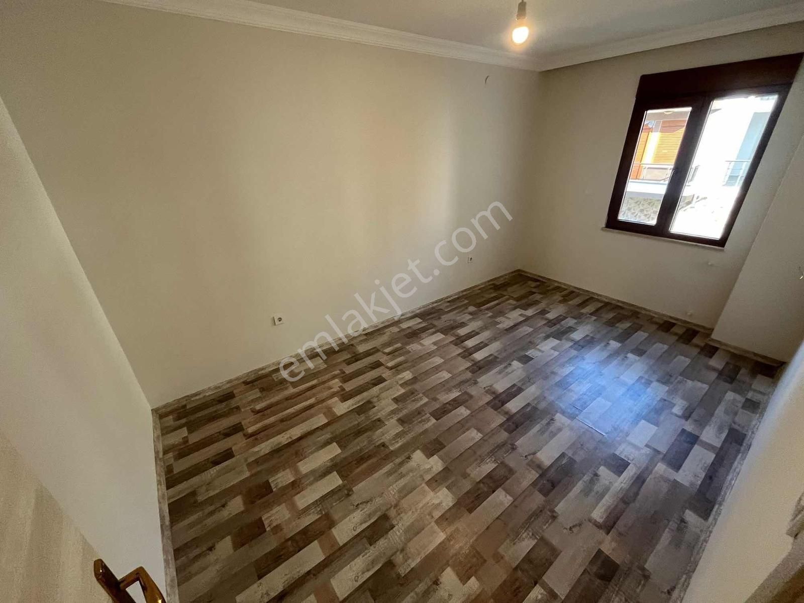 Güçlü Kardeşler Havuzlu Site İçerisinde 2+1 Ayrı Mutfak Daire - Görsel 3