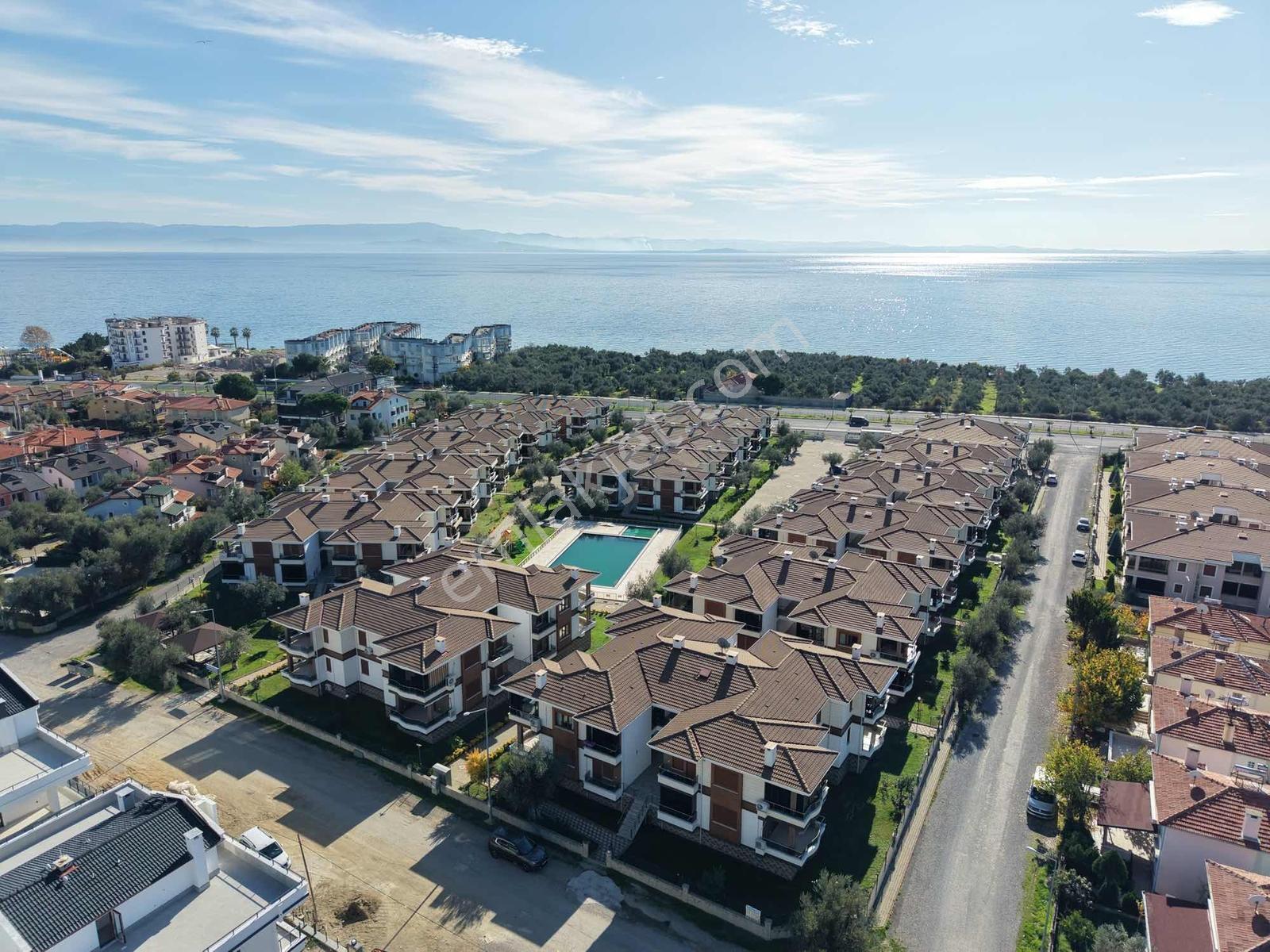 Güçlü Kardeşler Havuzlu Site İçerisinde 2+1 Ayrı Mutfak Daire - Görsel 23