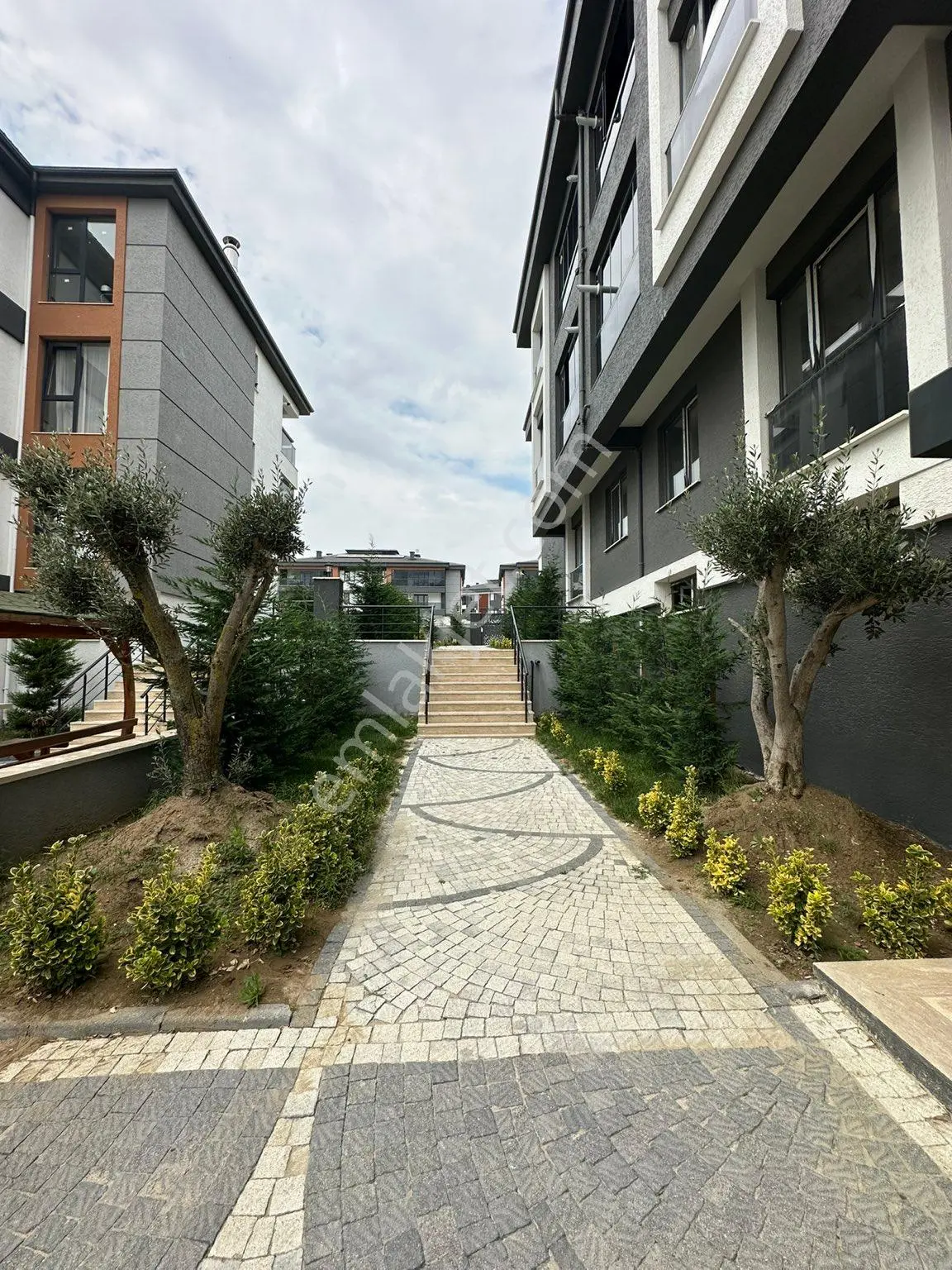 Tuğra'dan Kervancı Koru Da 1+1 Site İçi Kiralık Daire - Görsel 2