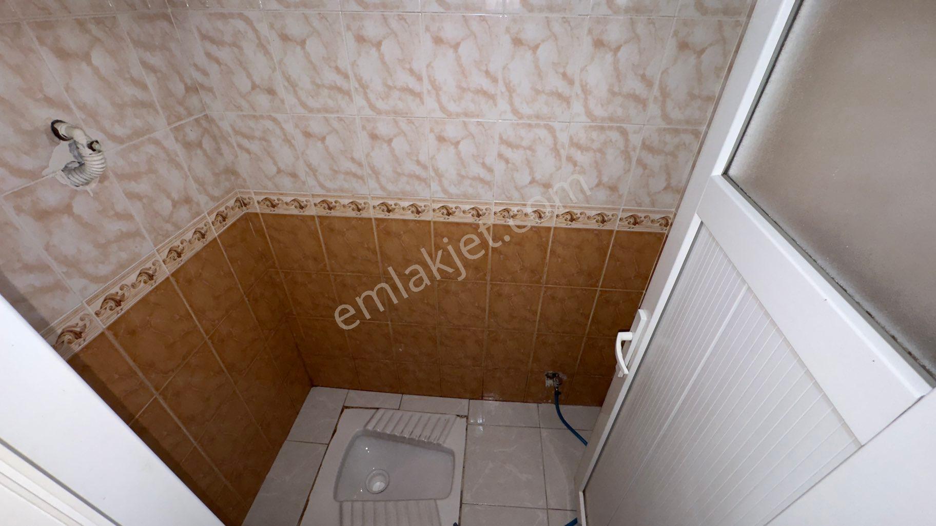 Zaferyapıdan Satılık Yüksekcamlı Bahçekatı Daire Hisseli 3+1 100m2 Tranvaya Yakın İsmetpaşa Mahde - Görsel 27