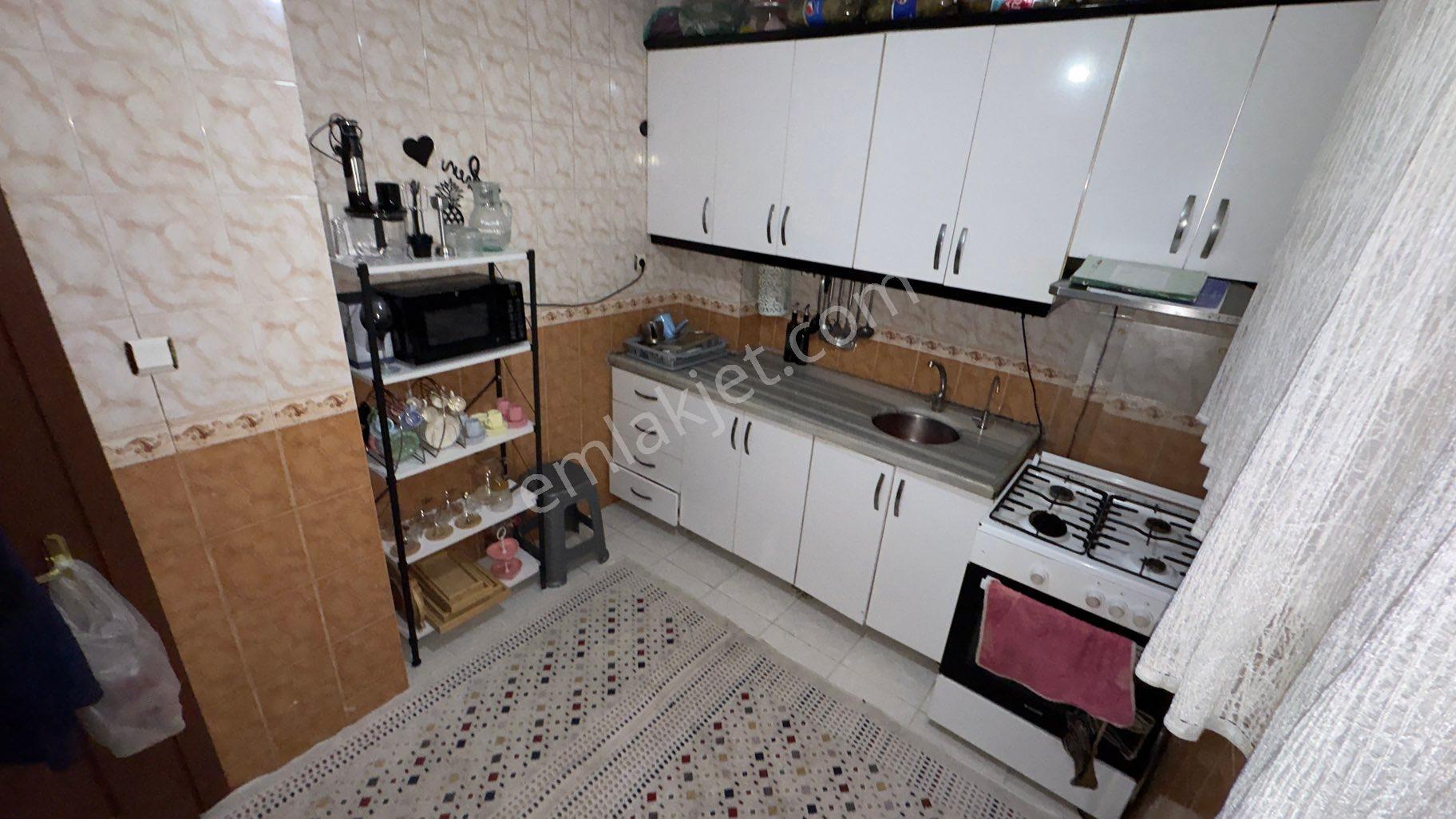 Zaferyapıdan Satılık Yüksekcamlı Bahçekatı Daire Hisseli 3+1 100m2 Tranvaya Yakın İsmetpaşa Mahde - Görsel 19