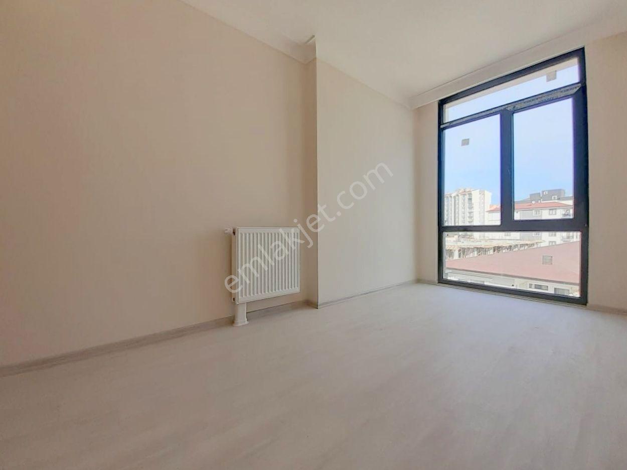Mertcan'dan Havuzlu Güvenlikli Sitede Ara Kat 2+1 Daire - Görsel 12