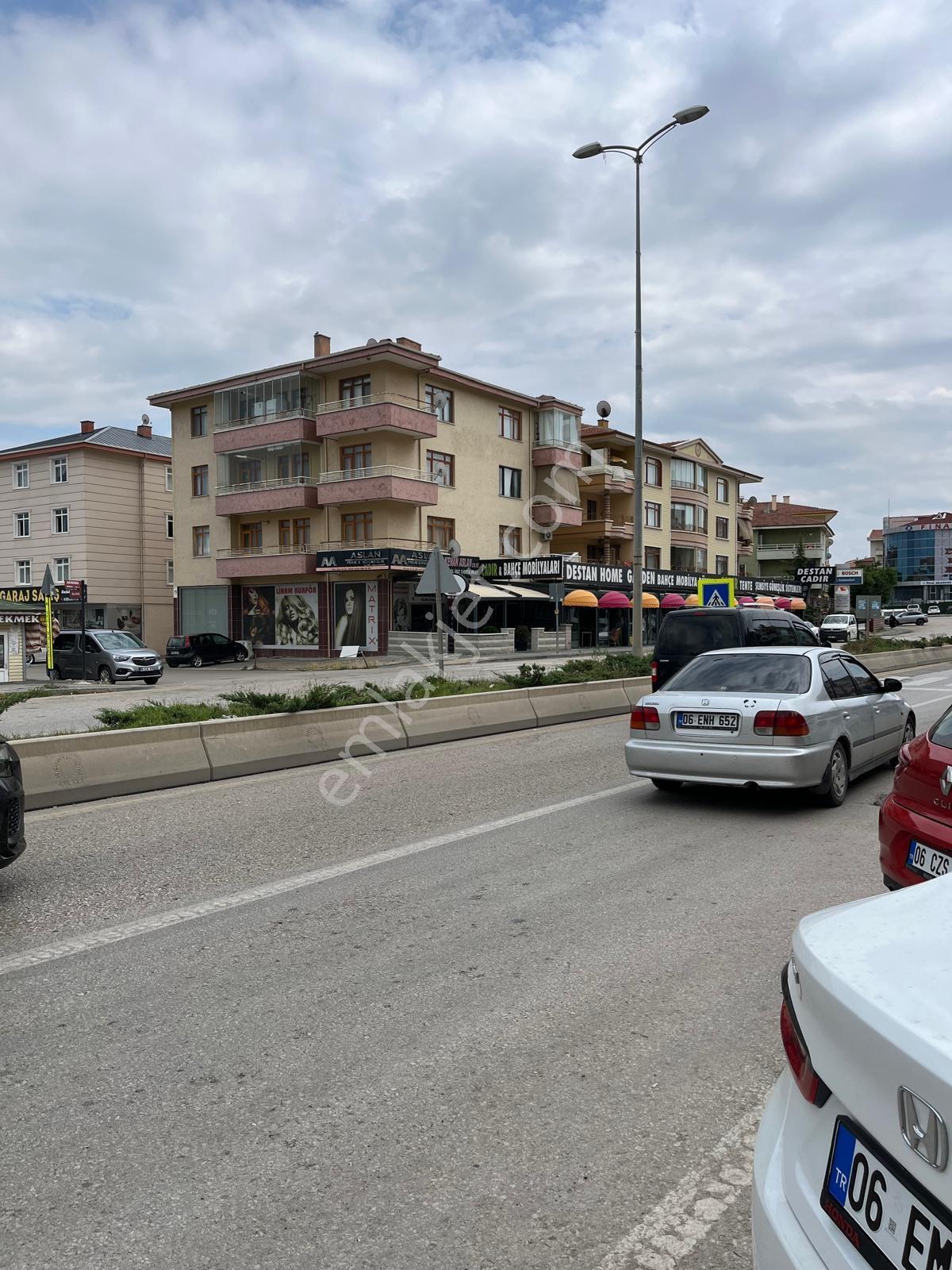 Cb Sıtkı Şimşek'ten Gölbaşı Haymana Cad. Üzerinde Satılık İşyeri - Görsel 4