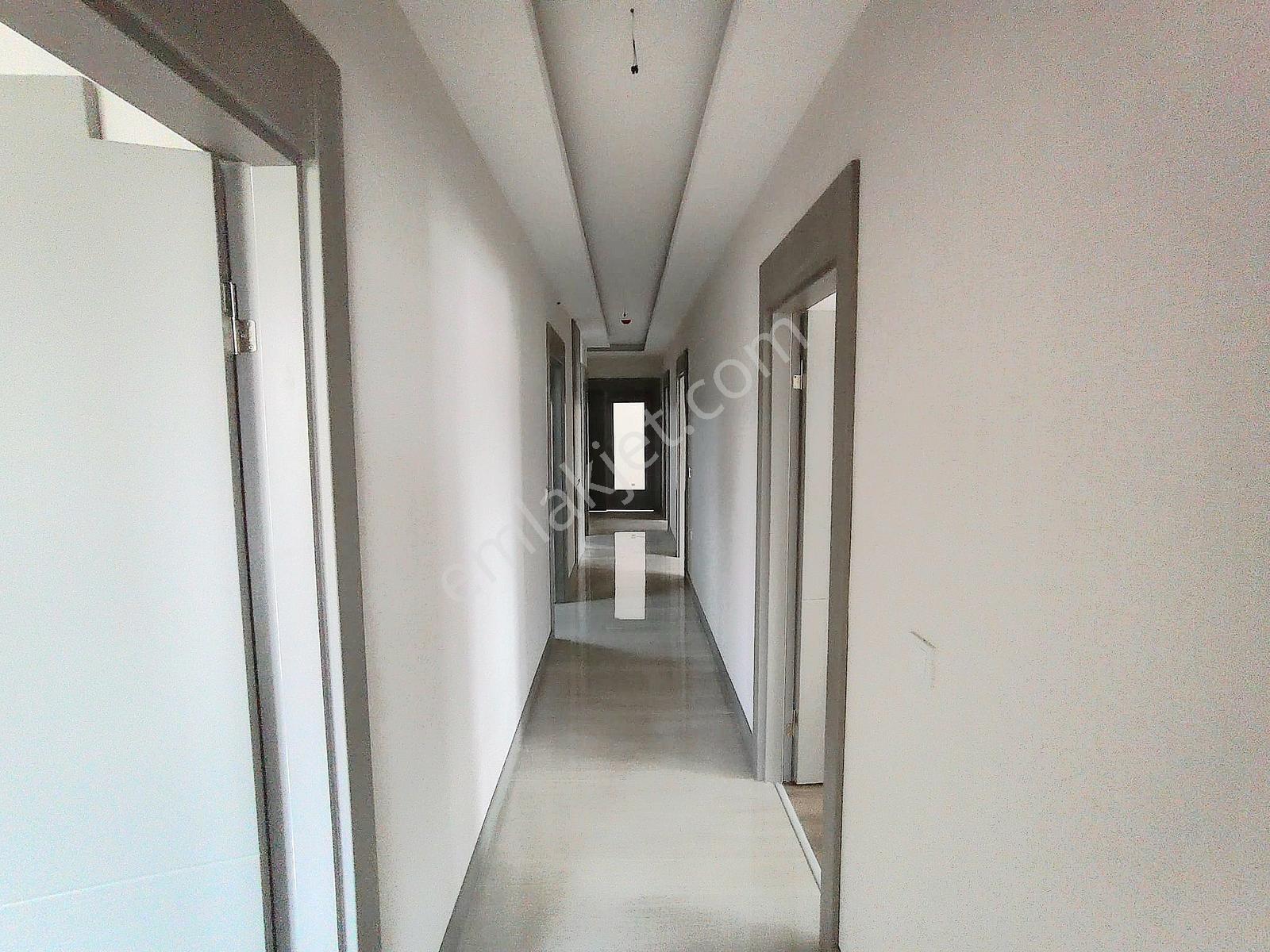Marka Invest Susuz'da Sıfır Hemen Tapu Hemen Teslim 4+1+1 Lux Daire - Görsel 22