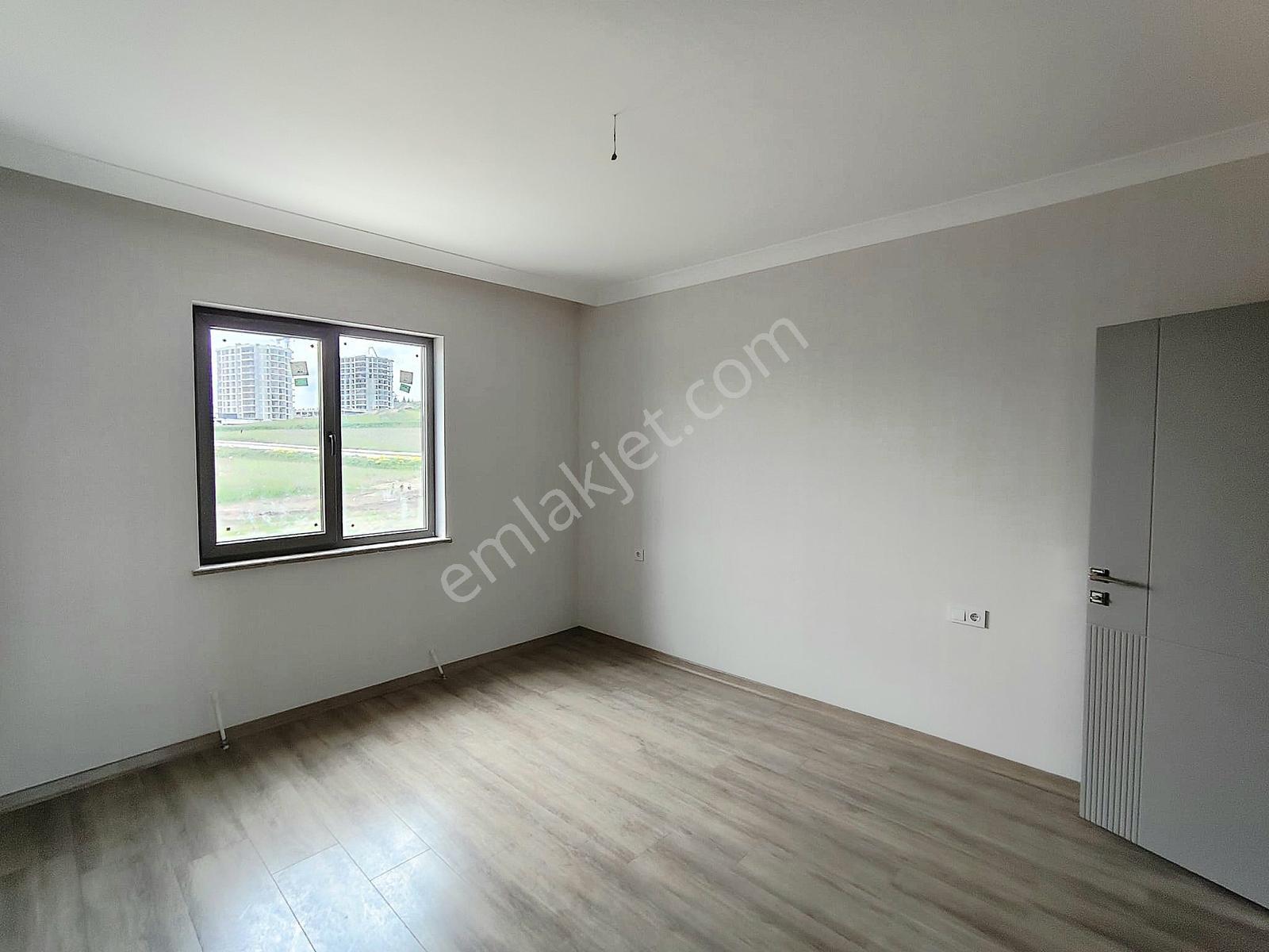 Marka Invest Susuz'da Sıfır Hemen Tapu Hemen Teslim 4+1+1 Lux Daire - Görsel 11