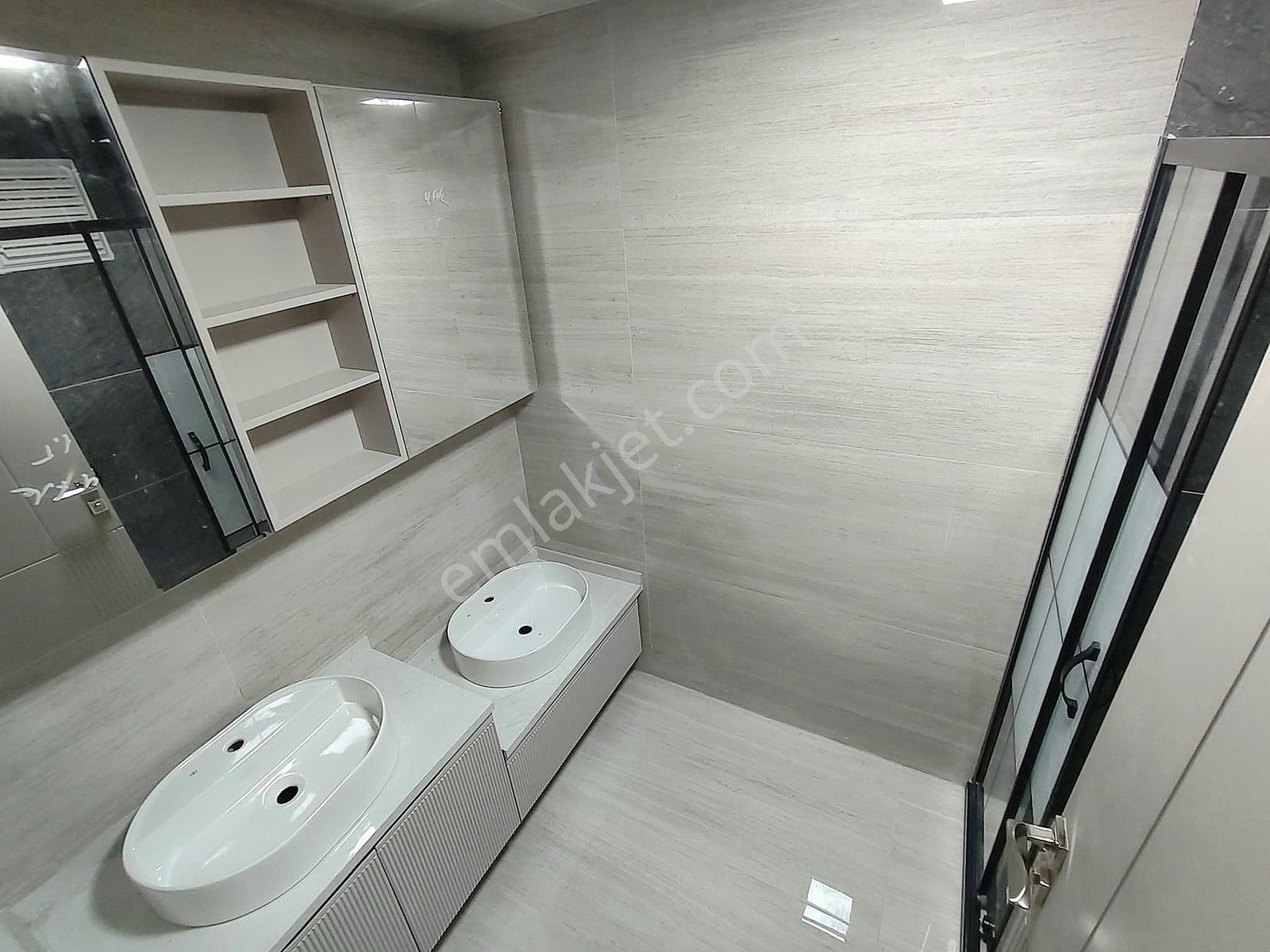Marka Invest Susuz'da Sıfır Hemen Tapu Hemen Teslim 4+1+1 Lux Daire - Görsel 32