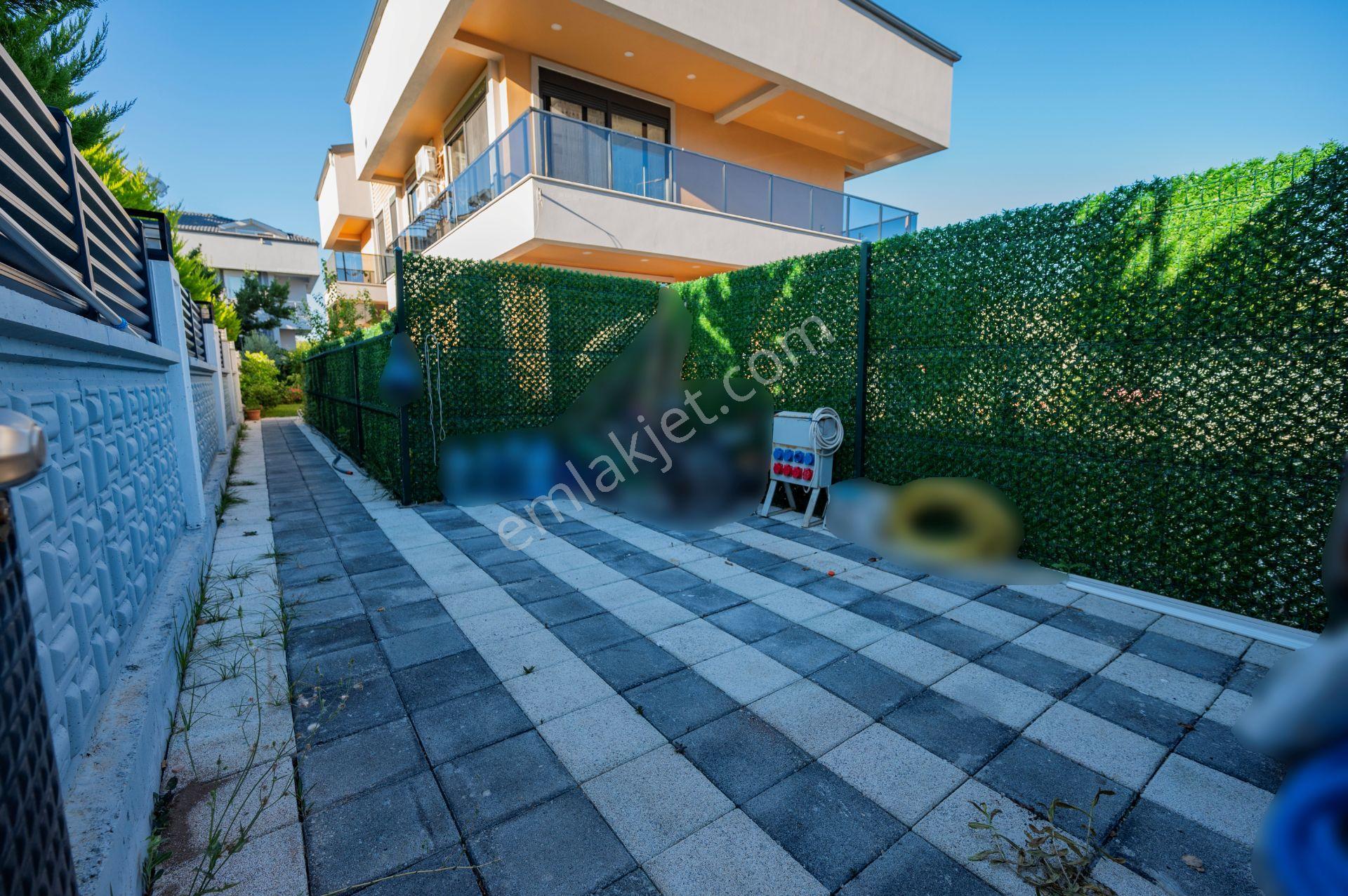 Kemer Kuzdere' De Özel Havuzlu Ve Kış Bahçeli 4+1 Lüks Villa - Görsel 11
