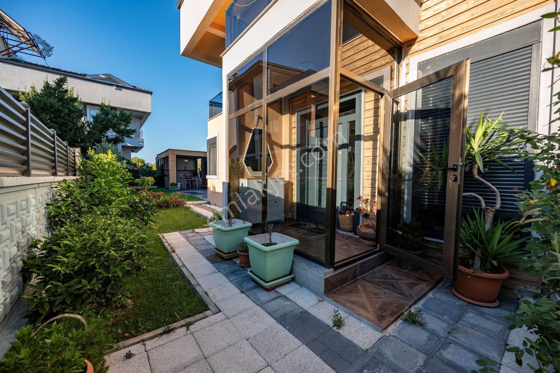 Kemer Kuzdere' De Özel Havuzlu Ve Kış Bahçeli 4+1 Lüks Villa - Görsel 12