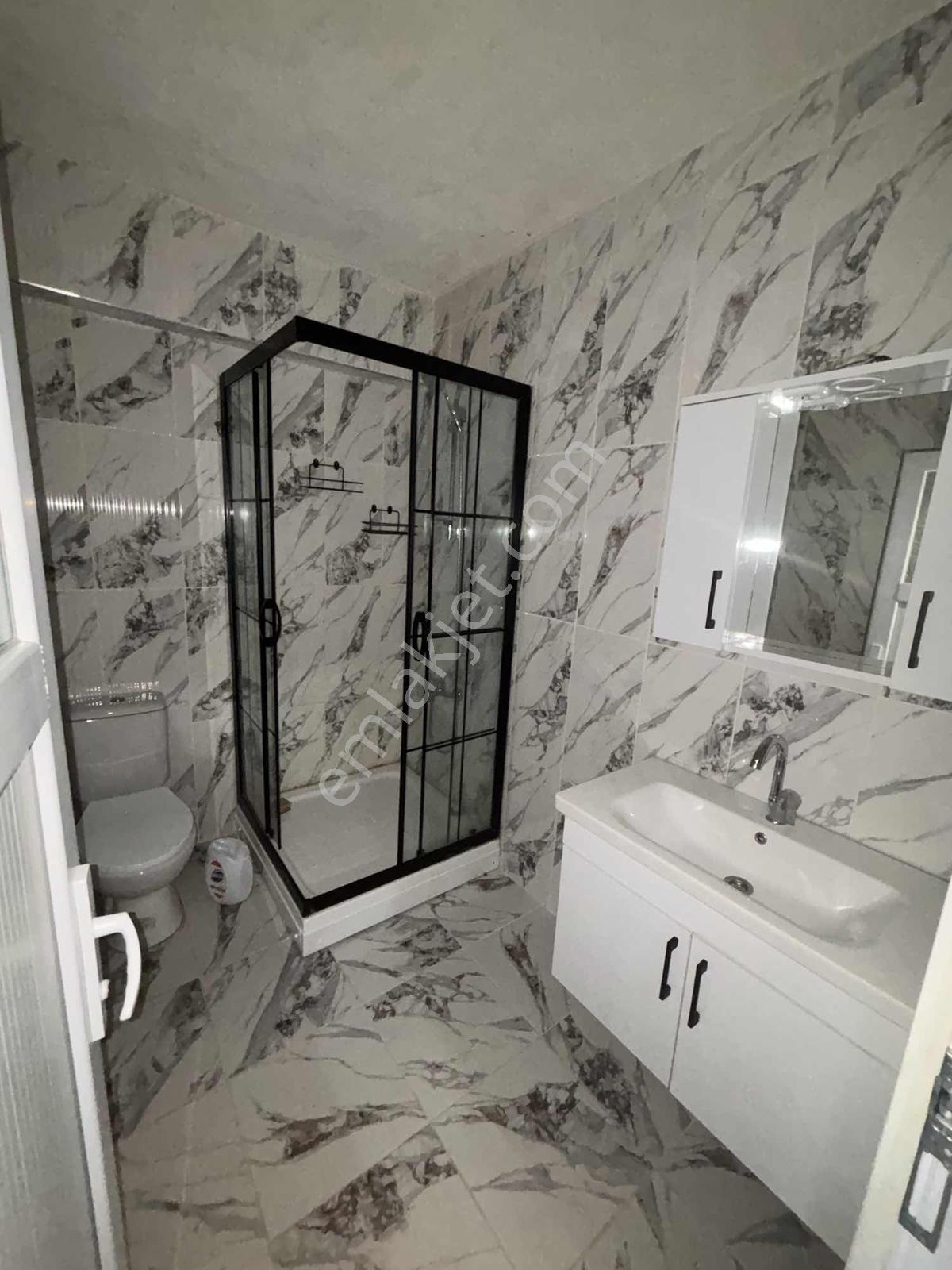 100 M2 Büyük Kiralık 2 + 1 Ara Kat Merkezi Konumda - Görsel 23