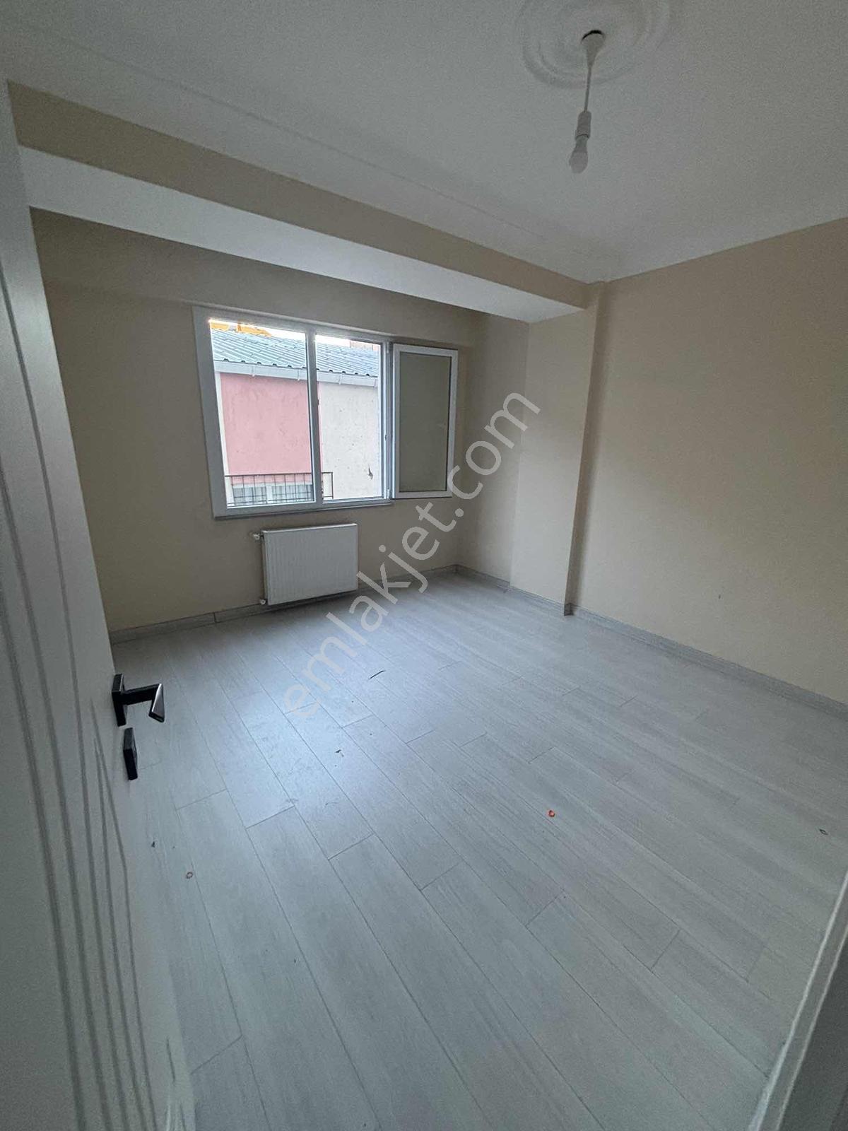 100 M2 Büyük Kiralık 2 + 1 Ara Kat Merkezi Konumda - Görsel 16