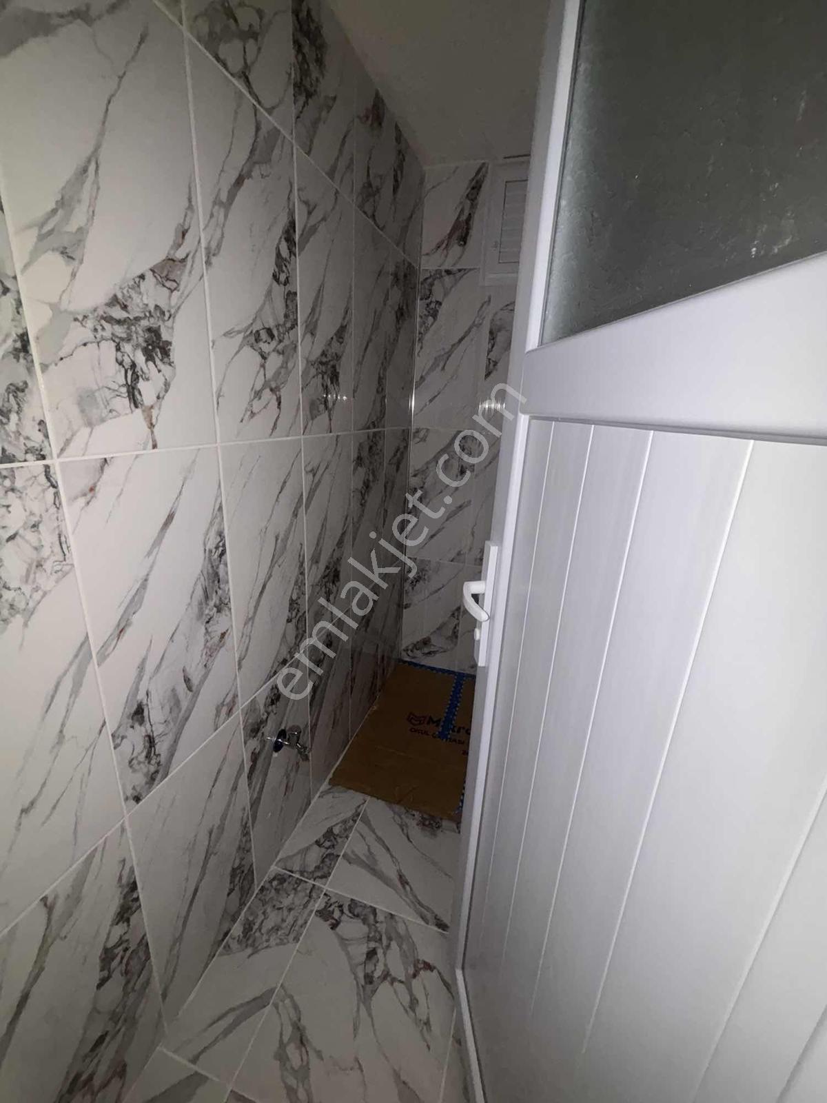 100 M2 Büyük Kiralık 2 + 1 Ara Kat Merkezi Konumda - Görsel 8