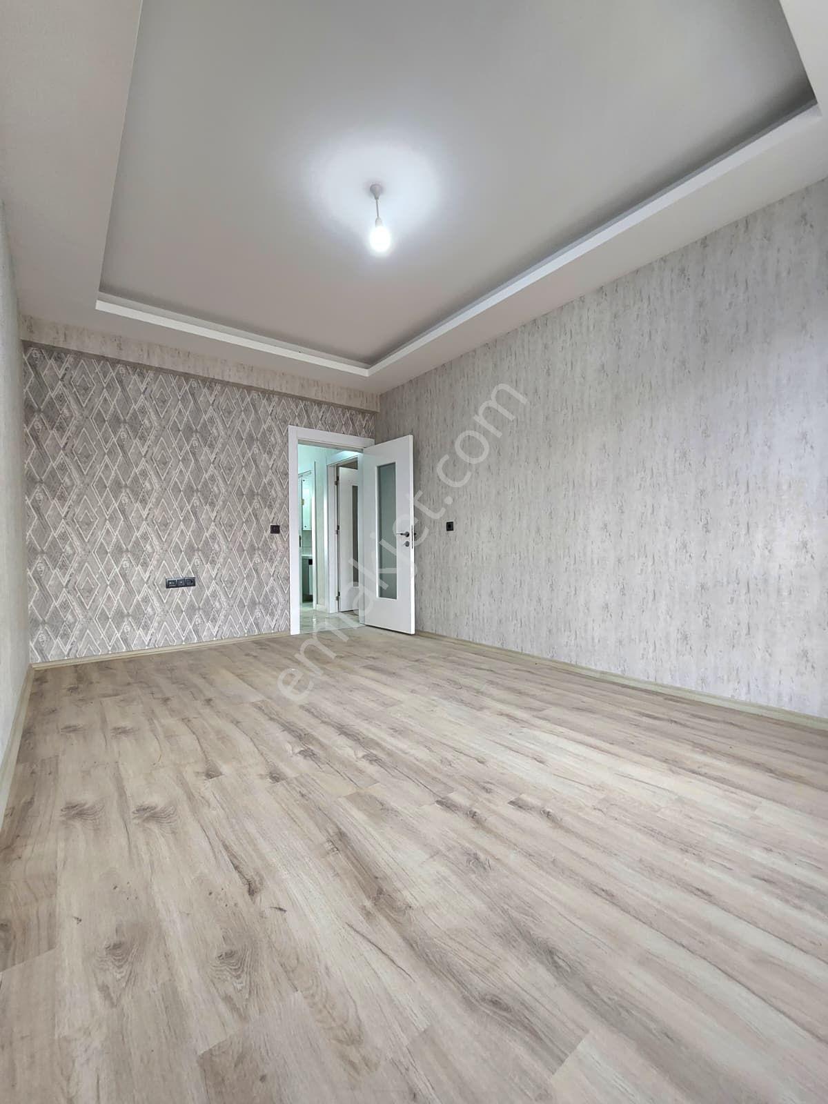 Yüksel Şahin'den Selahaddin Eyyubi'de Semt Pazarı Karşısı Ara Kat Asansörlü Sıfır 3+1 Daire - Görsel 30