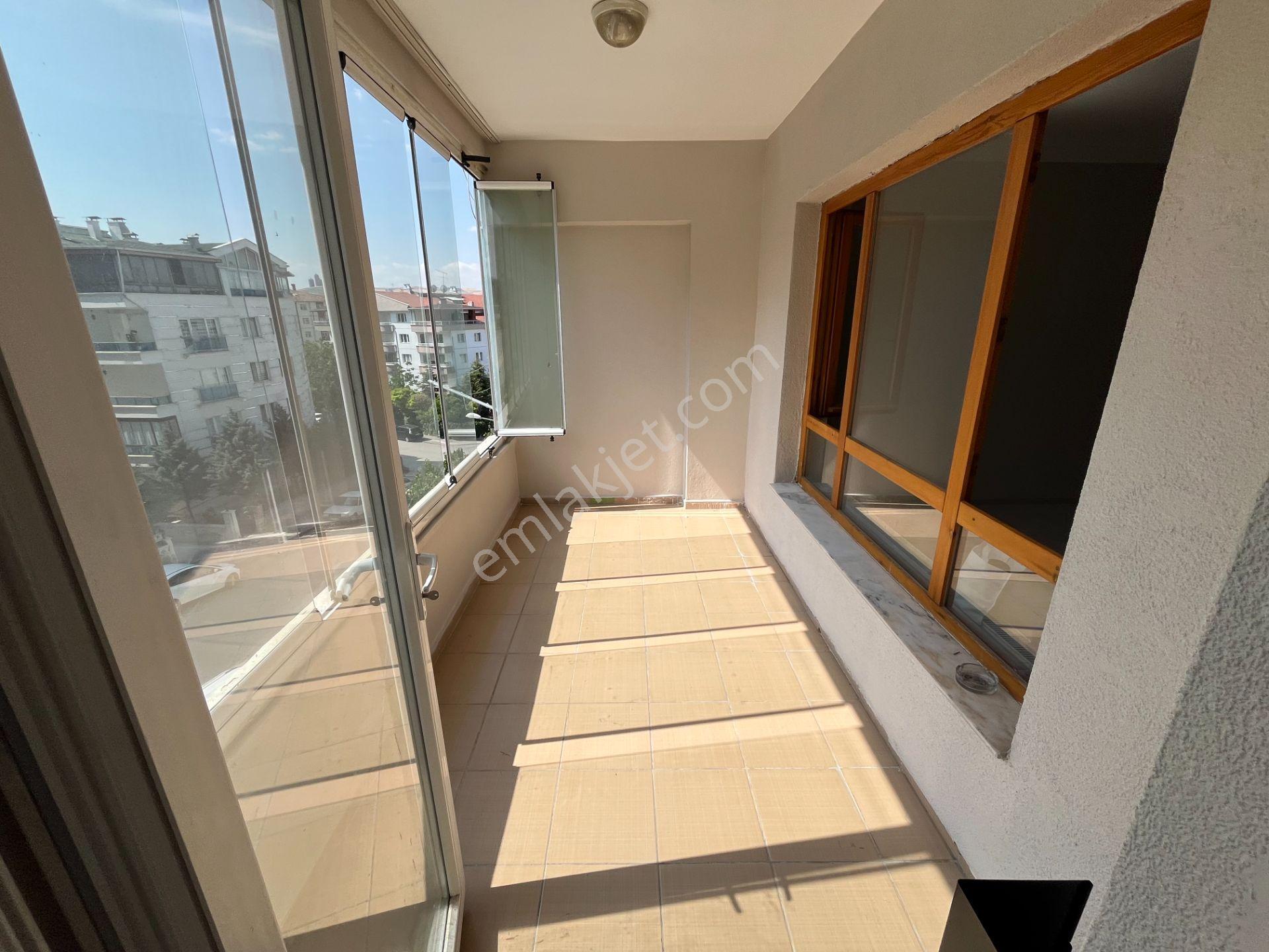 Elvankent Topçuda Öncephe 145 M2 Satılık 3+1 Arakat Daire - Görsel 35
