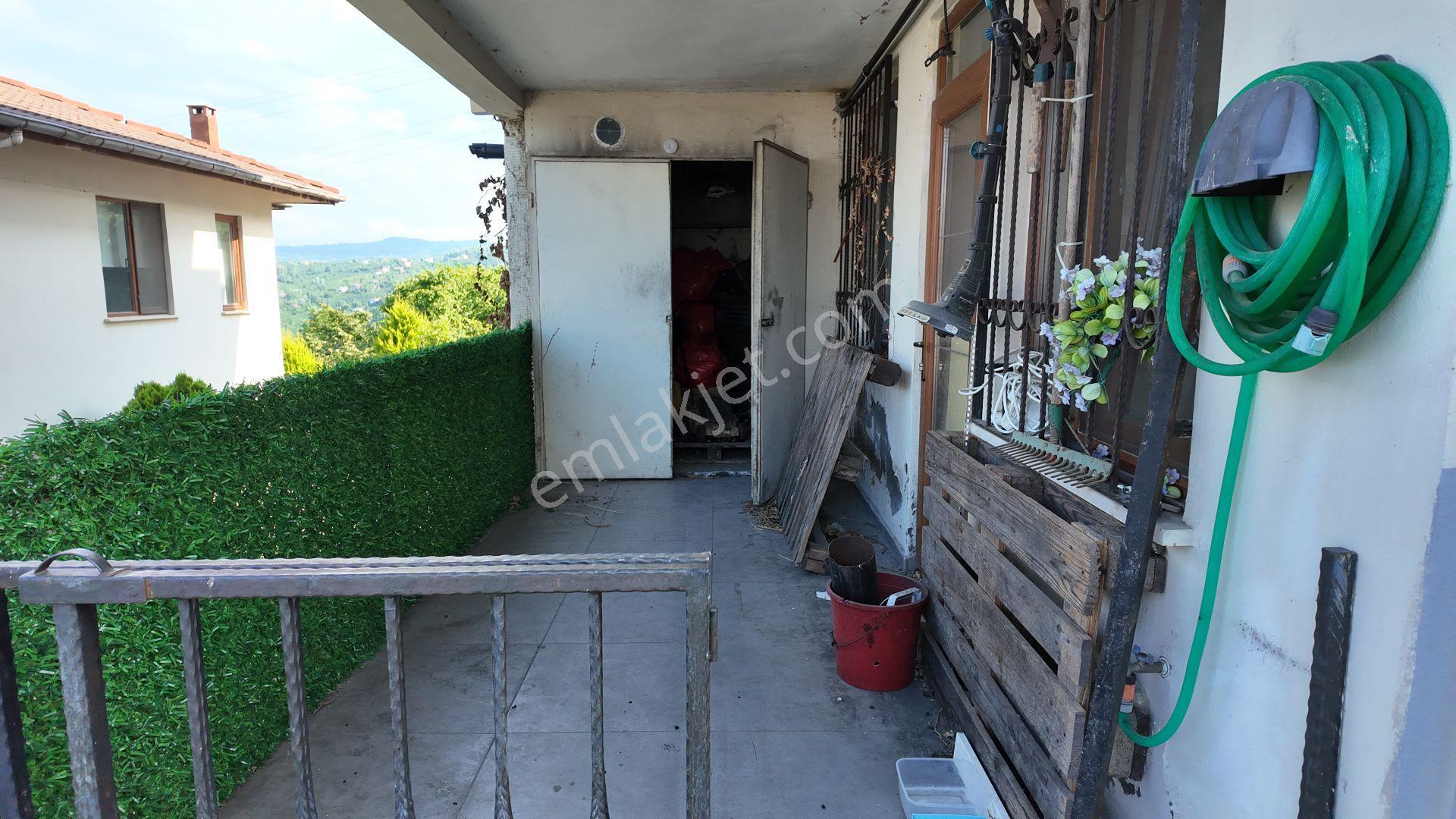 Site İçerisinde, Eşyalı Kiralık Tripleks Villa | Deniz Manzaralı - Görsel 17