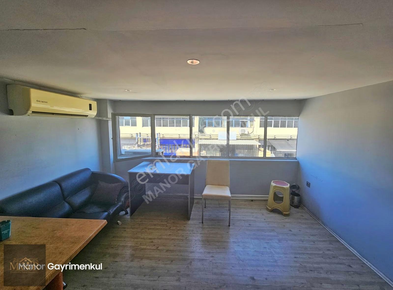 İzmir Çiğli Ege Sanayi Sitesinde Batarlı 180 M2 Satılık Dükkan - Görsel 18