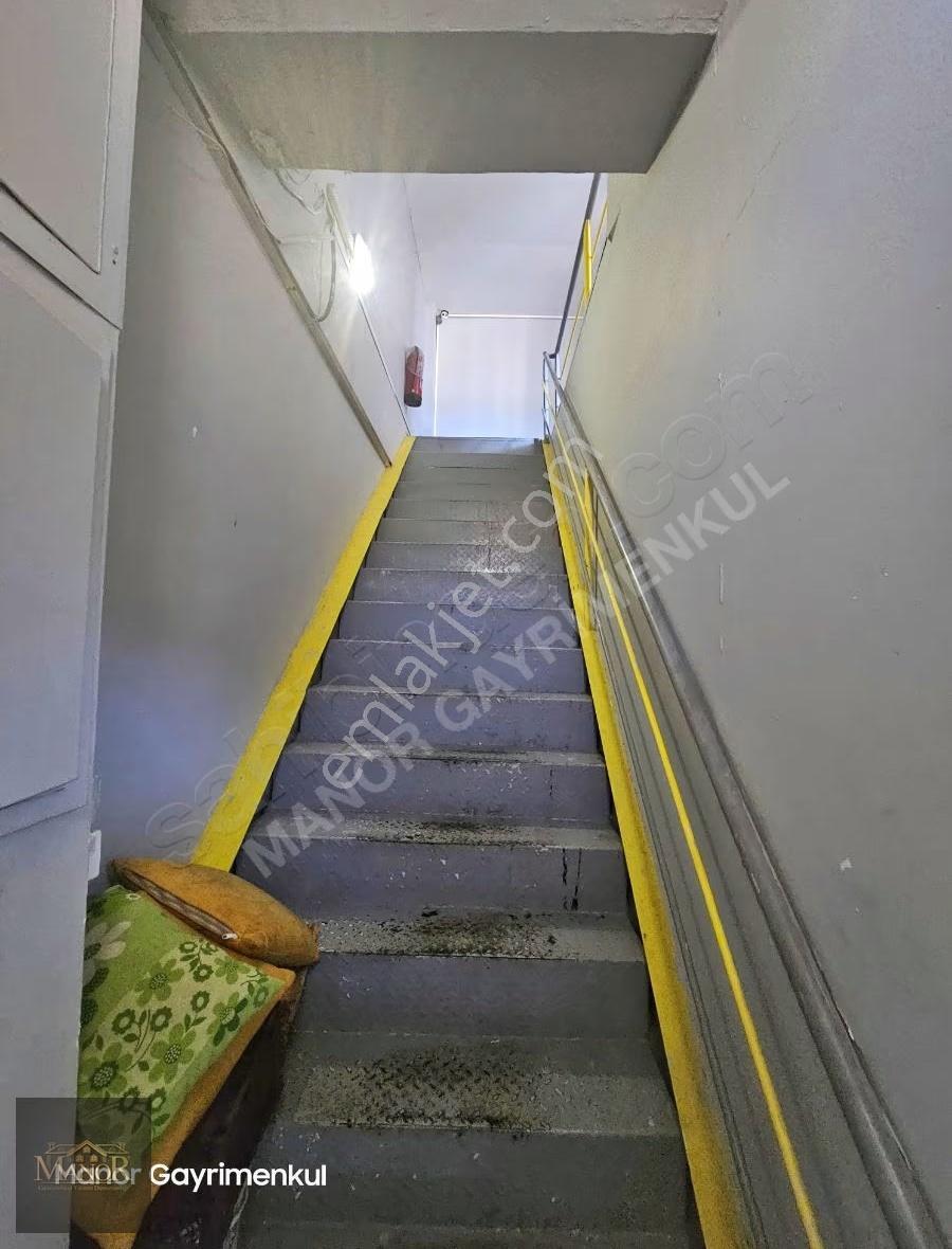 İzmir Çiğli Ege Sanayi Sitesinde Batarlı 180 M2 Satılık Dükkan - Görsel 16