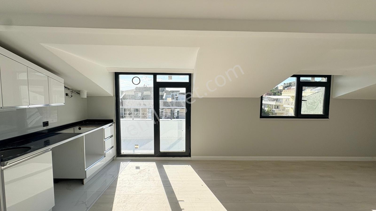 Büyükçekmece Celaliye'de 3+2 Satılık Daire (denize Yakın) - Görsel 18