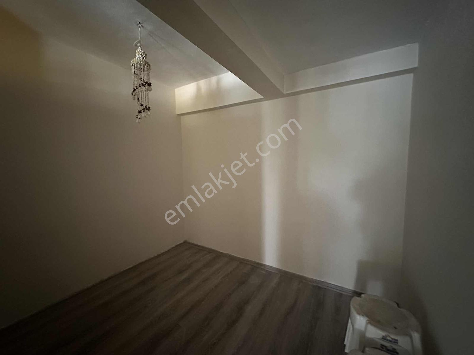 Altınkum Emlak'tan Sarımsaklı'da Merkezi Konumda 1+1 Kiralık - Görsel 21