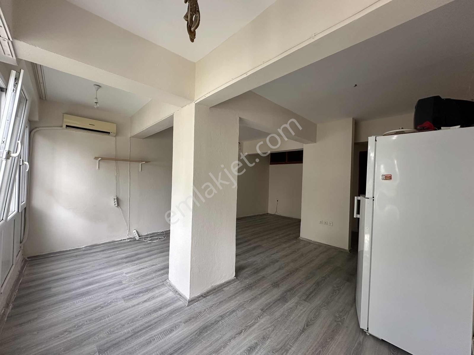 Altınkum Emlak'tan Sarımsaklı'da Merkezi Konumda 1+1 Kiralık - Görsel 13