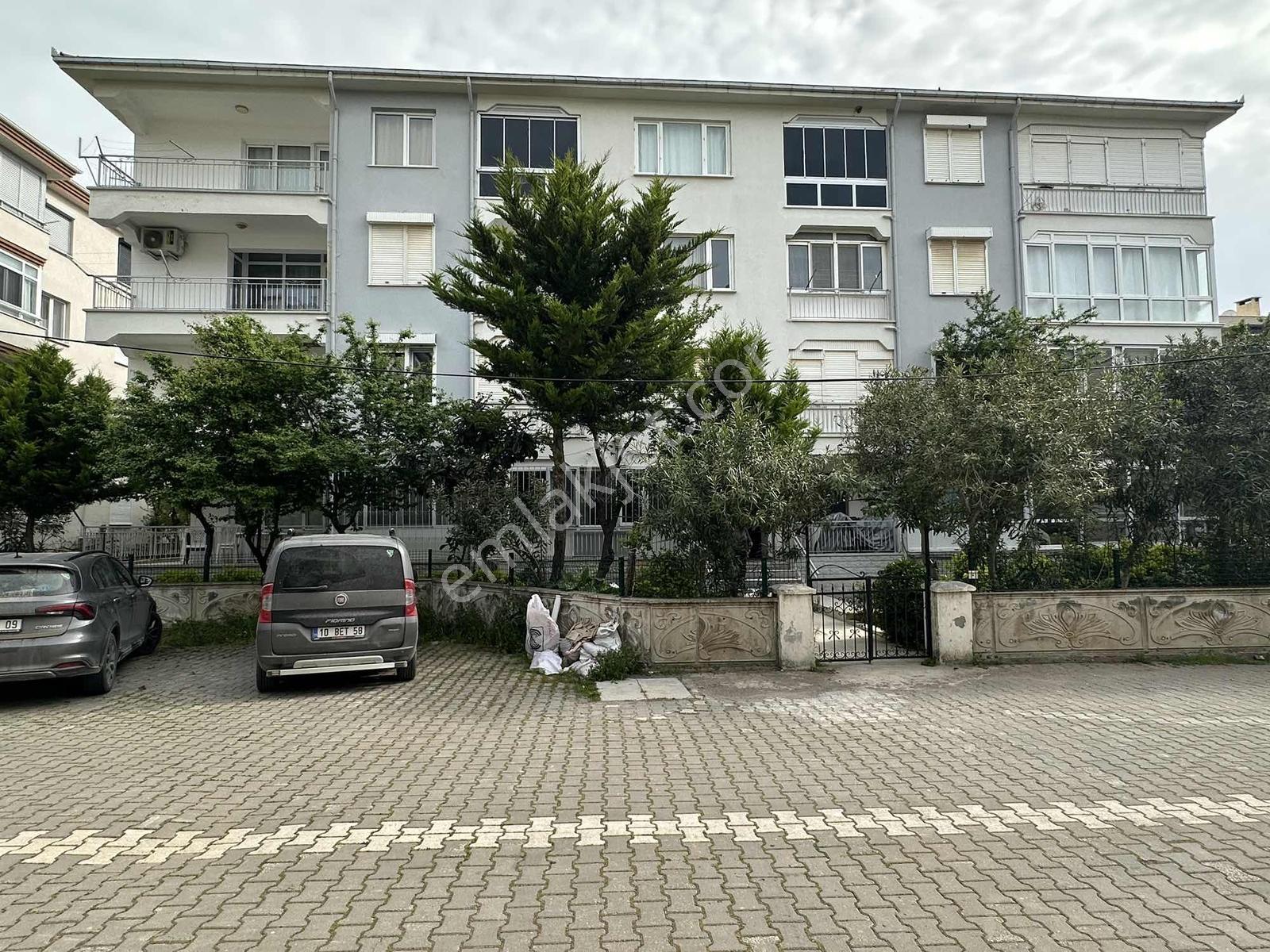 Altınkum Emlak'tan Sarımsaklı'da Merkezi Konumda 1+1 Kiralık - Görsel 8